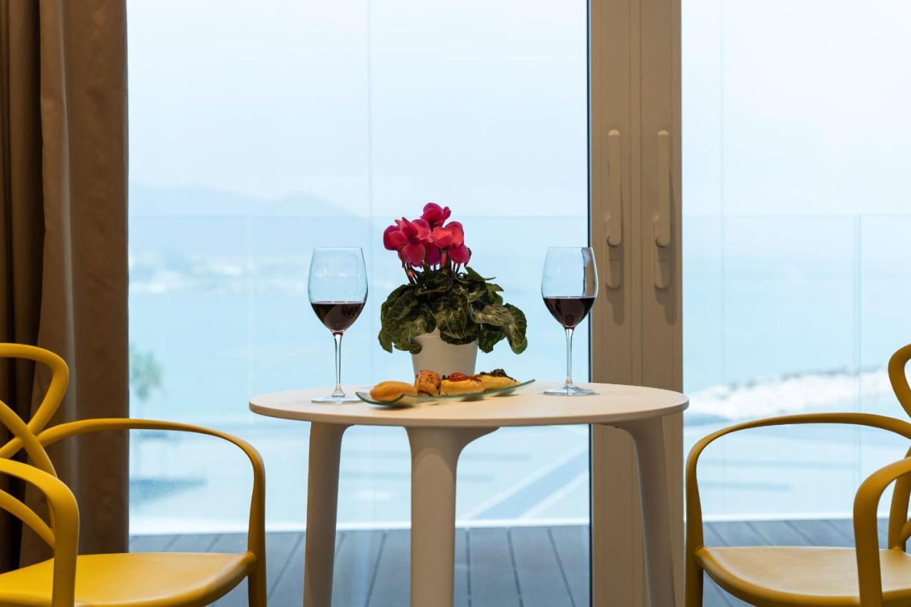 Crescent Moon Bed and Breakfast Salerno Buitenkant foto